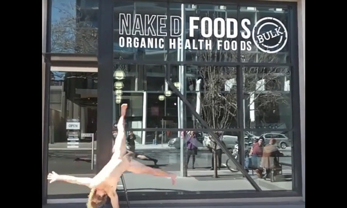 THE NAKED NUDIE STUNT